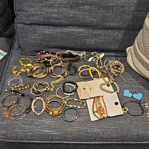 Bundle Of Mixed Jewlery ~100+ Items